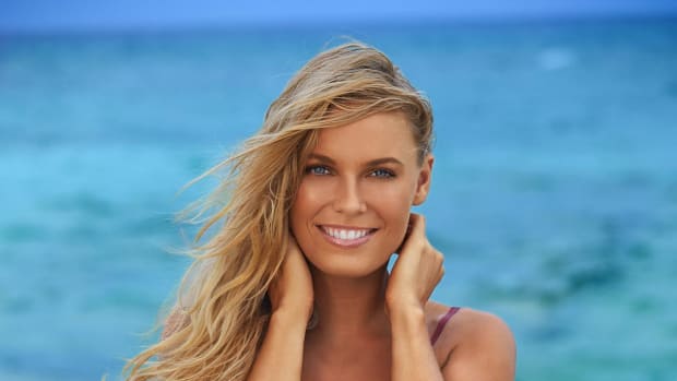 caroline-wozniacki-2016-bodypaint-sports-illustrated-x160010_tk2_01495-rawwmfinal1920.jpg